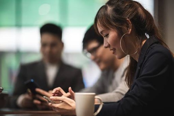 伦敦商业与金融学院新加坡校区银行与金融课程怎么样？