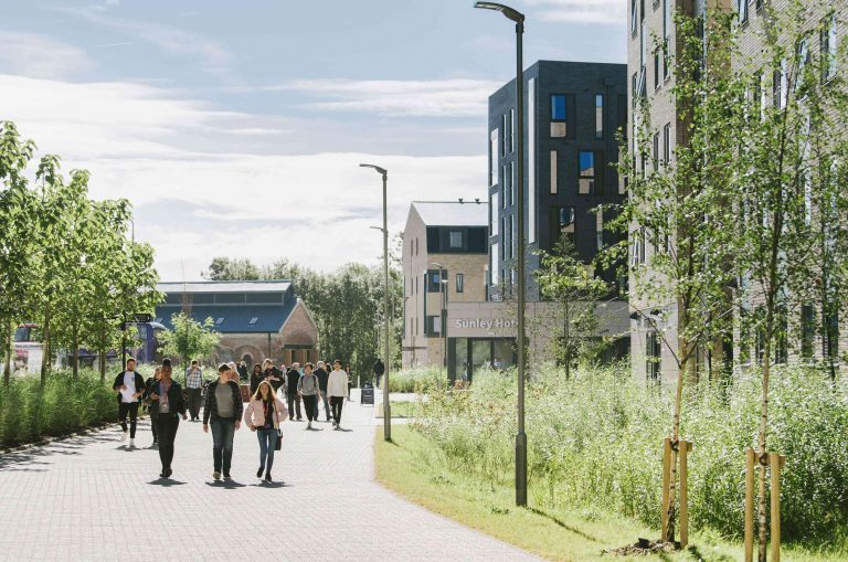 英国伦敦商业金融学院新加坡校区：亚洲最佳商科学院之一